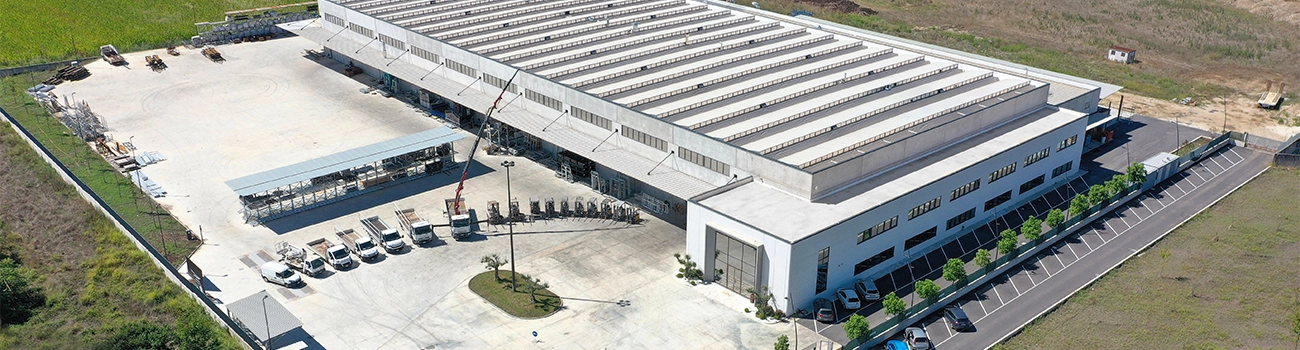 azienda_mobile Azienda De Martinis (vista aerea)