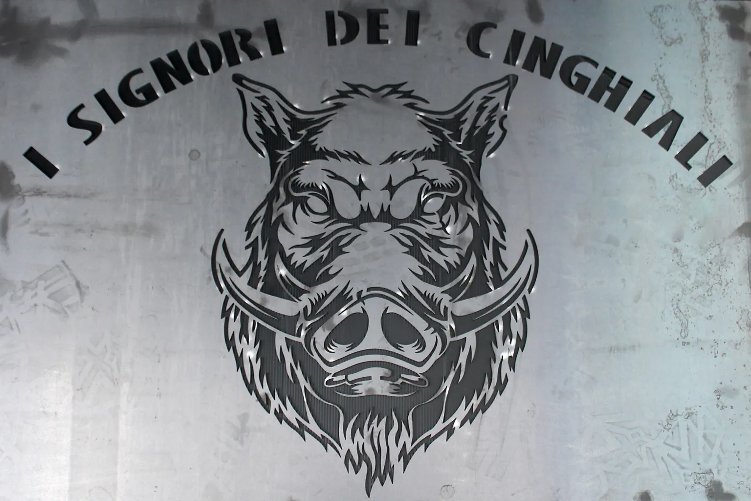 Taglio Laser - I signori dei cinghiali